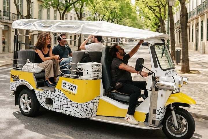 Lisbon Private 5-Hour Eco Tuk-Tuk Tour with Local Tastings, photograph 5