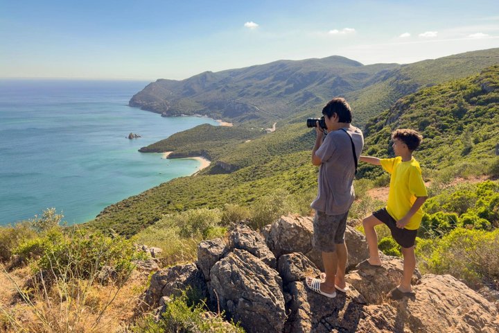 Arrabida Wine Tour from Lisbon: Wineries, Tastings & Tile Factory, photograph 1