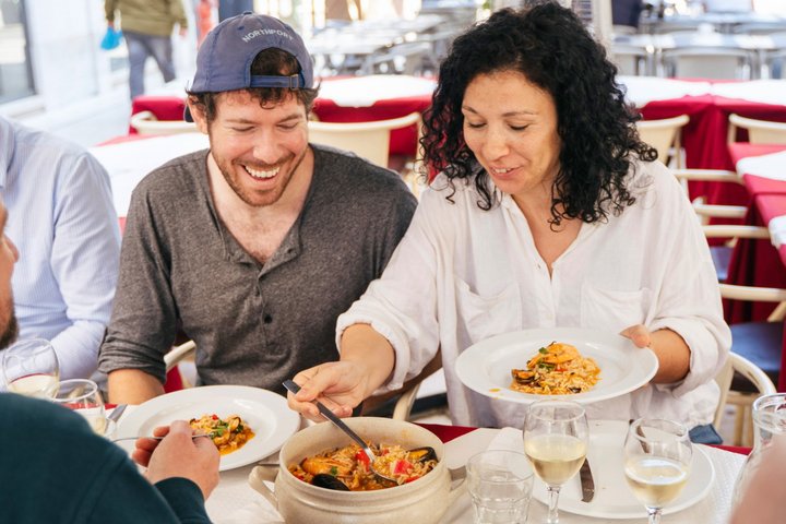 Lisbon: Award-Winning Guided Walking Food Tour with Local Drinks, photograph 1