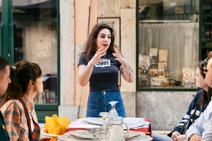 Lisbon: Award-Winning Guided Walking Food Tour with Local Drinks, photograph 5