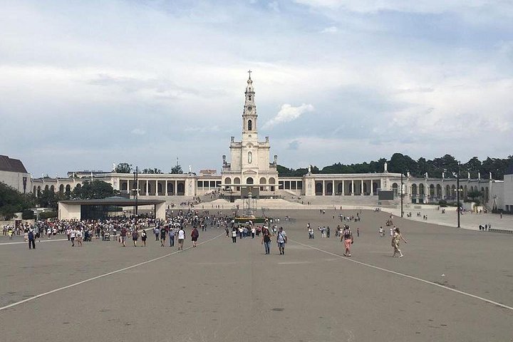 Divine Fátima Full Day Private Tour from Lisbon, photograph 4