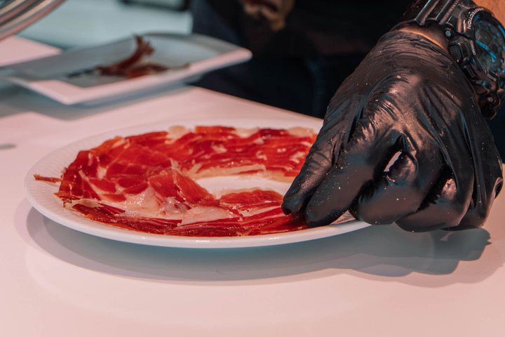 Lisbon Small-Group Food & Wine Tour with a Full Meal, photograph 5