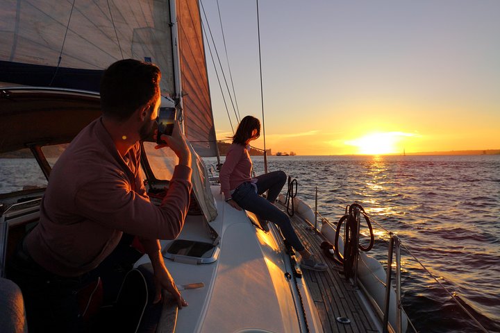 Lisbon Sunset Sailing Tour on Luxury Sailing Yacht with 2 Drinks, photograph 2